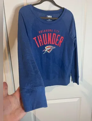 NBA Sz Small Womens Fleece Lined OKC OklahomaCity Thunder Blue Cotton Sweatshirt thumbnail 5