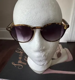 Source Unknown Women's Sunglasses thumbnail 1
