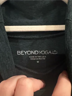 Beyond Yoga Spacedye Captivating Mock-Neck Pullover Dark Green Size Medium thumbnail 3