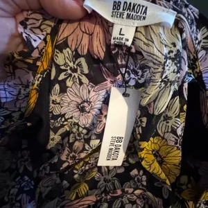 NWT BB Dakota Steve Madden Floral Maxi Dress L Chiffon Ruffle Tiered Blossom thumbnail 9