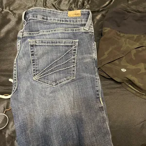 Ariat Women's Boot Cut Jeans in Classic Blue thumbnail 4