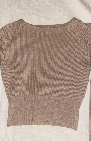 SheIn Cropped Sweater  thumbnail 1