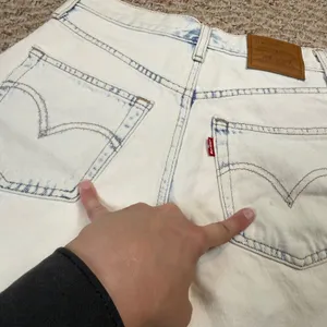 Levis Premium High Baggy Shorts Light Acid Wash Denim W25 Summer Minimalist thumbnail 5