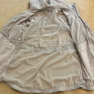 Lululemon Lightweight Full Zip Jacket Windbreaker In The Clear Size 6 Purple thumbnail 12