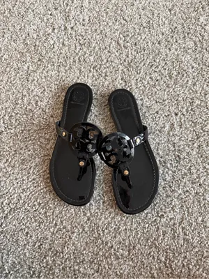 Tory Burch Miller Patent Leather Sandals SZ 8 Vacation Preppy Like New thumbnail 4