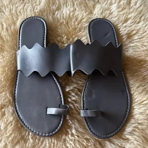 Wavy Strap Gray Slide Sandals Black Size 8 thumbnail 1