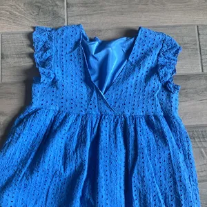 Eyelet dress in blue Size M thumbnail 2