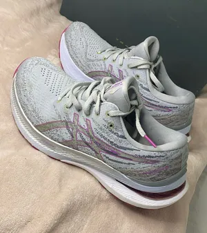 ASICS Gel-Kayano 29 Women's Running Shoes Size 8 thumbnail 1