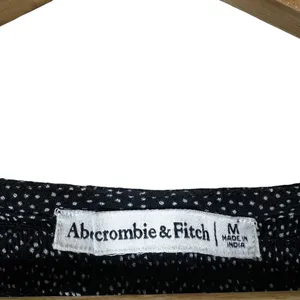 Abercrombie & Fitch Smocked Waist Polka Dot Puff Sleeve Blouse Navy Blue Size M thumbnail 5