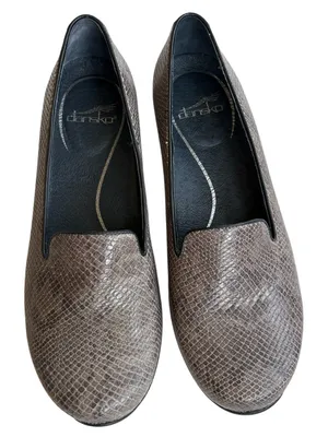 Like New Dansko Leather Aimee Loafers Snakeskin Size 9 thumbnail 2