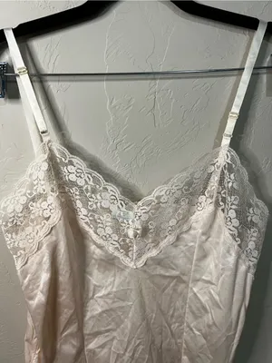 Ashley Taylor Vintage Peach Lace Trim Camisole Romantic Coquette Lingerie Top thumbnail 3