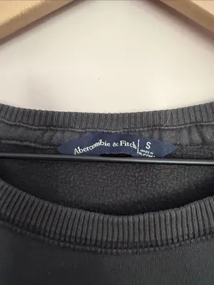 Abercrombie & Fitch Floral Embroidered Crewneck Sweatshirt Small thumbnail 3