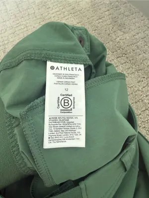 Athleta Vienna Cargo Pants Women 12 Vineyard Green Utility Hiking Travel Stretch thumbnail 11