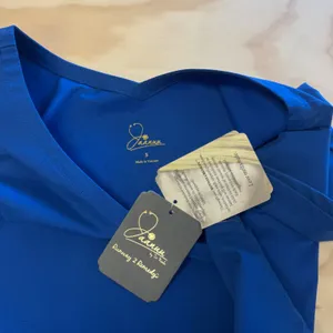 NWT Jaanuu Runway 2‎ Remedy Royal Blue V-Neck Scrub Top J96001 Women's Small thumbnail 6