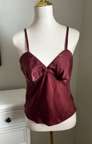 Burgundy Satin Lace Trim Camisole Top with Bow Detail Size L 12-14‎ thumbnail 1
