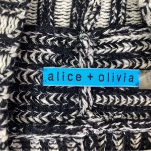 ALICE + OLIVIA Black White Wool Nera Rib Knit Boxy Cardi Sweater Size Large thumbnail 3