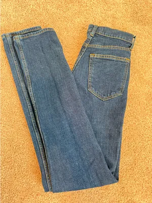Abercrombie High-Rise Jeans Slim Straight thumbnail 2