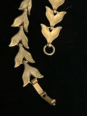 Vintage 15" Gold Tone Leaf Link Necklace thumbnail 4