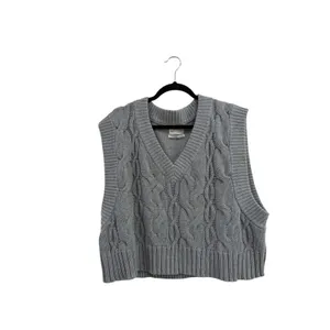 Urban Outfitters Preppy Grey Cable Knit V-Neck Sweater Vest Large Sleeveless L thumbnail 2