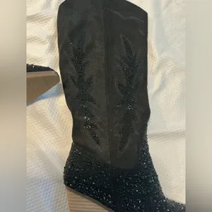 Elegant Black Glitter Heeled Boots Size 8.5 thumbnail 7