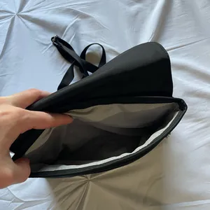 Baggallini Classic Black Crossbody Bag thumbnail 7
