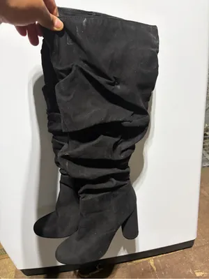 Women's Black Slouch Over-the-Knee Heeled Boots thumbnail 2