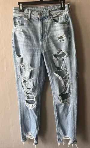 American Eagle Distressed Mom Jeans Size 6 thumbnail 1