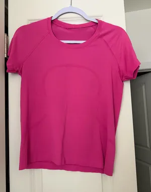 Lululemon Swiftly Tech Short Sleeve thumbnail 1