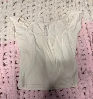 Brandy Melville White Top thumbnail 1