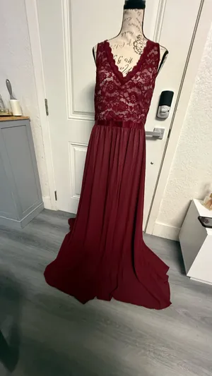 miusol burgundy lace maxi dress size xl - formal evening gown with train (minor flaw) thumbnail 8