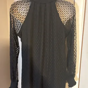 Nina Leonard‎ Black Dress with Sheer Long Sleeves thumbnail 2