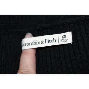 Womens Abercrombie & Fitch Black Ribbed Knit V-Neck Long Sleeve Bodysuit Size XS thumbnail 4