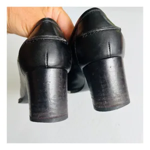 FERRAGAMO Sz 6.5 Black Leather Buckle‎ Heeled Slip On Loafer Round Toe Shoes thumbnail 4