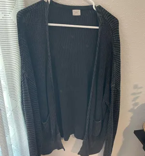 Boutique Cardigan thumbnail 1