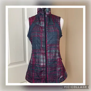 Brooks Running Shelter Technology Vest XS thumbnail 14