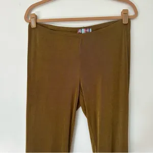 Urban Outfitters Flare Ruffle Leg Pants Ruched Back Detail Womens Large thumbnail 3