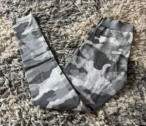 Offline White and Gray Camo Leggings thumbnail 1