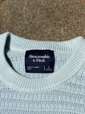 Abercrombie and fitch sweater thumbnail 2