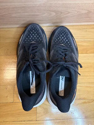 Hoka Clifton 9 Women's Sneakers - Size 9.5 thumbnail 5