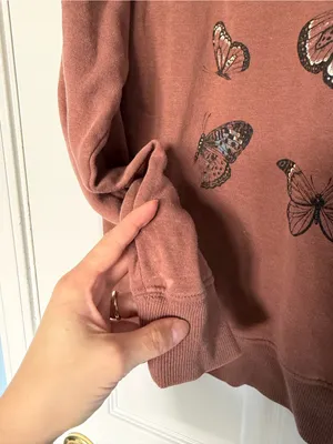 Goodie Two Sleeves Butterfly Crewneck Sweatshirt Size Small thumbnail 4