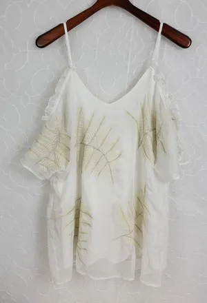 Gimmicks Womens Blouse‎ Size Medium Cream/White Floral Sheer Sleeveless V-Neck thumbnail 1