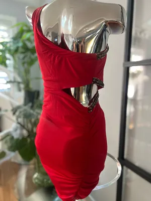Bebe Red One-Shoulder Beaded Waist Cocktail Dressw thumbnail 4