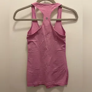 Lululemon pink racerback tank top
activewear thumbnail 2