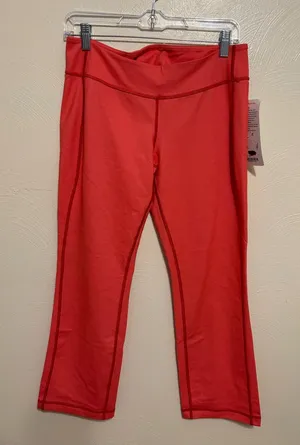 Lululemon Athletica Size 10 Coral Pink Cropped Yoga Leggings Capri Pants thumbnail 1