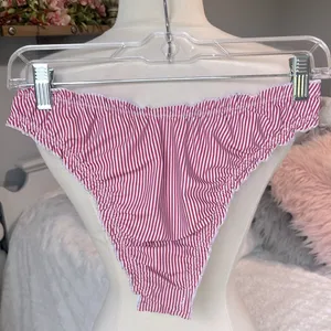 Bikini Set Red White Candy Cane Striped Top Bottoms Ruffled Size undefined thumbnail 4