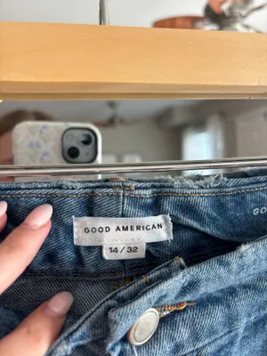 Good American wide leg jeans thumbnail 2