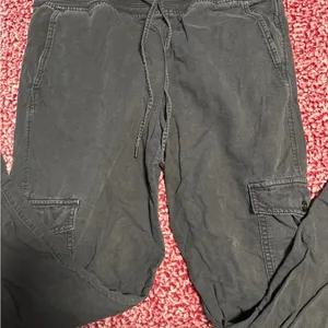 GAP Women's Washed Blue Ankle Cargo Jeans thumbnail 1