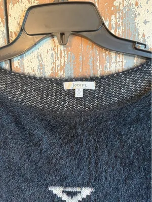 Jodifl Aztec Women's Eyelash Sweater Black Fringe Western size Medium thumbnail 4