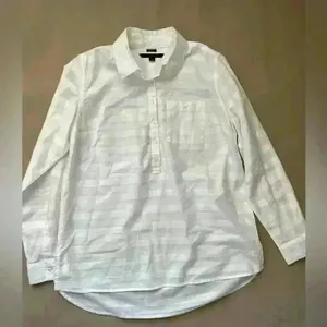 Tommy Hilfiger Boyfriend Fit White On White Button Down Blouse Size Medium thumbnail 2
