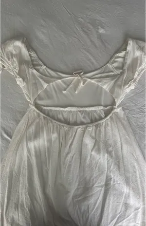 White open back dress Size M thumbnail 2